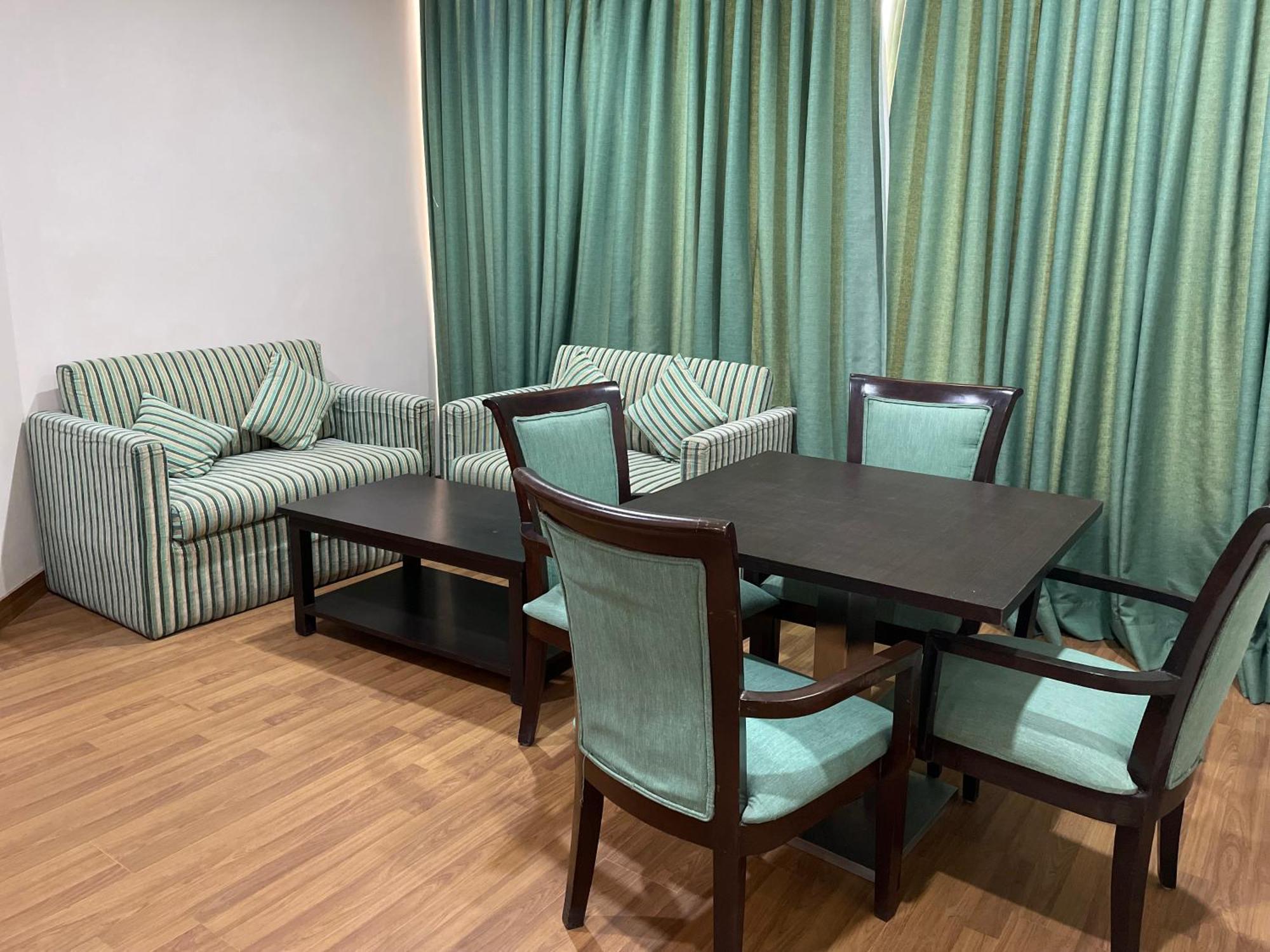 Hotel V Retreat Gurgaon Exterior foto