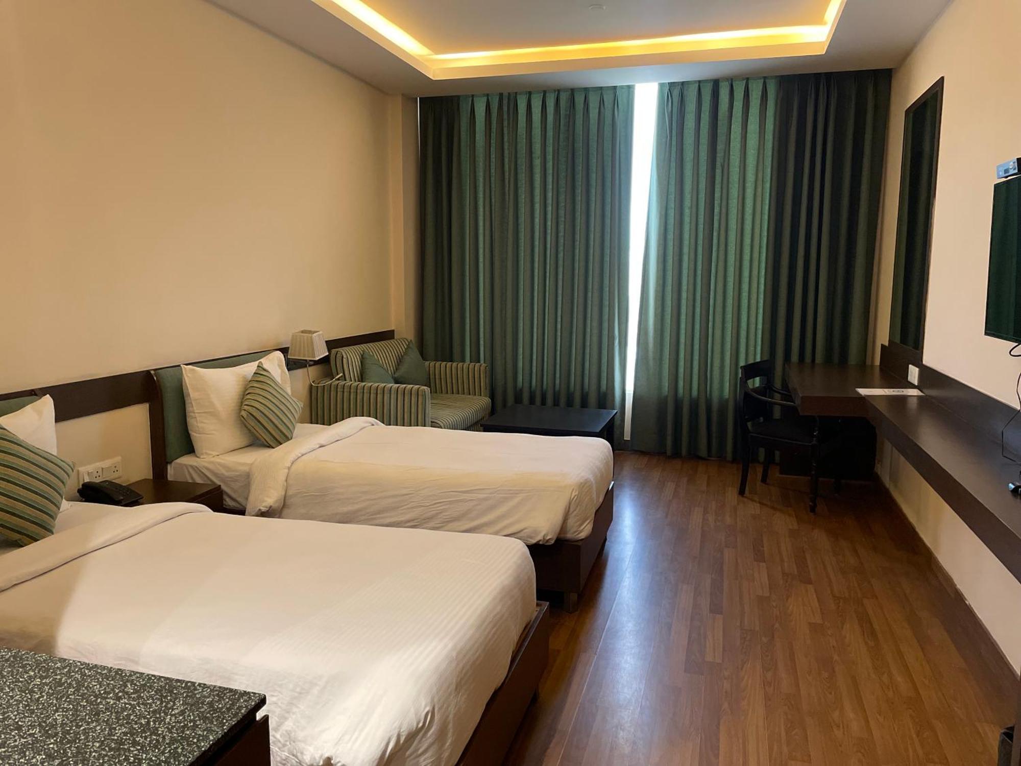 Hotel V Retreat Gurgaon Exterior foto